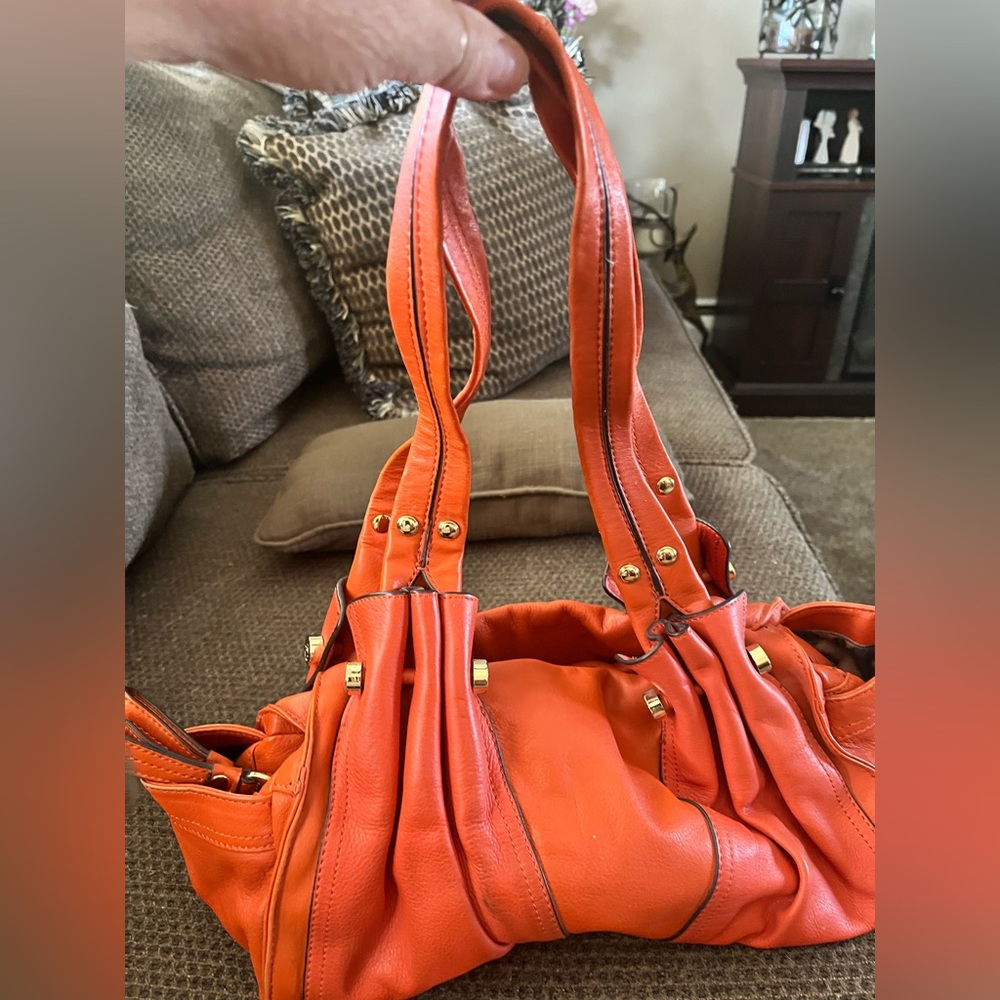 B Makowsky orange purse with two straps - Picture 6 of 10